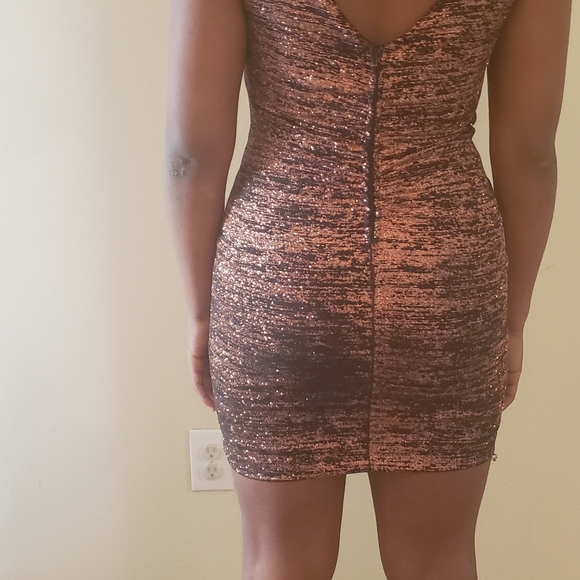 Rusted party dress - Picture 3 of 3